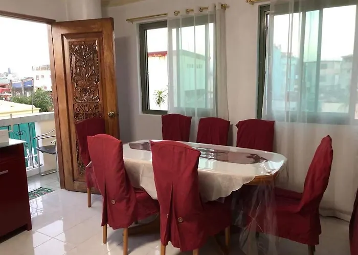 The Mansion - Backpackers Near Airport Appartamento Manila