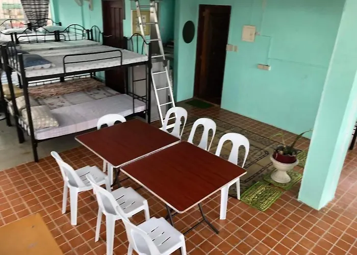 Appartamento The Mansion - Backpackers Near Airport Manila