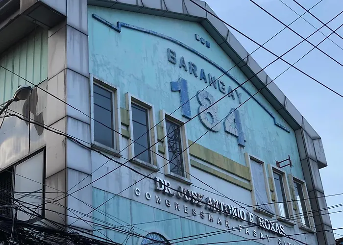 The Mansion - Backpackers Near Airport Manila